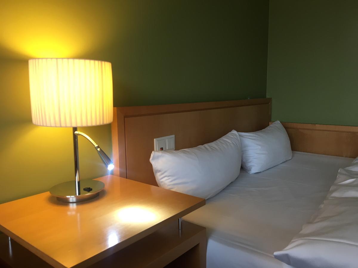 Upstalsboom Hotel Friedrichshain - Berlin — Photos 1